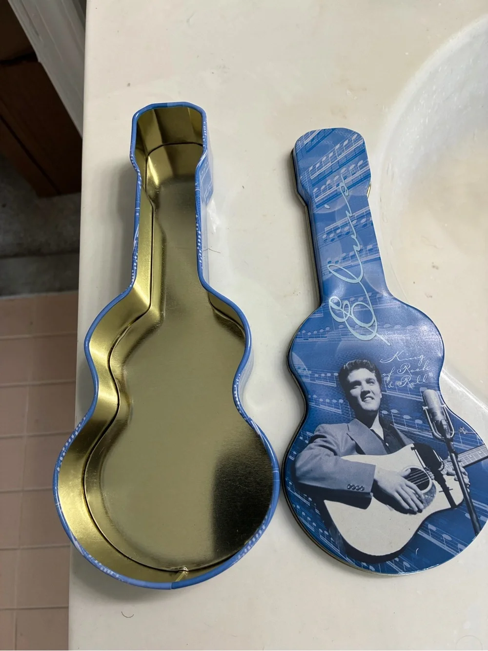 Officially Licensed Elvis Blue Guitar-Shaped Tin
